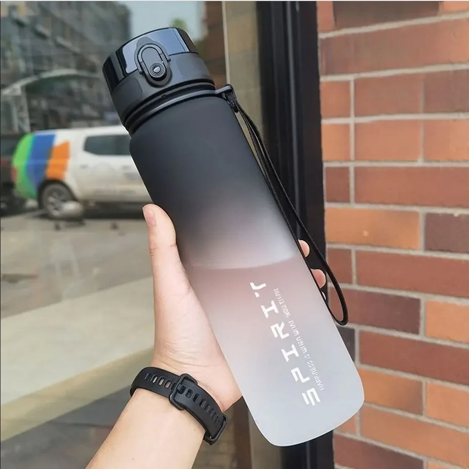 đď¸ââď¸ Garrafa Esportiva com Capacidade de 500ML/1000ML â Motivacional, PortĂĄtil e Ă Prova de Vazamentos